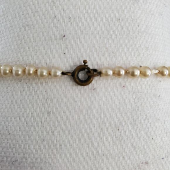 Vintage Pearl Drop Necklace - Picture 5 of 6
